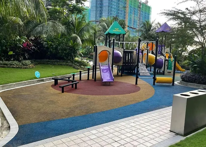 Paradise Pines Central Park Jb